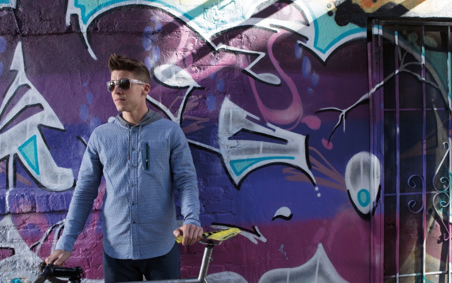 image: Oakley