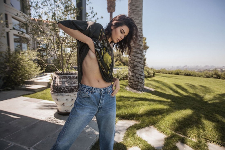 Kylie sales jenner tupac
