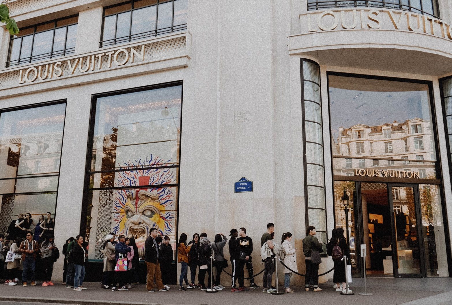 DEGIRO on X: Last year LVMH's Louis Vuitton $20 billion in revenue, a  first for any luxury brand. This year the luxury group reached another  milestone by becoming the first European company