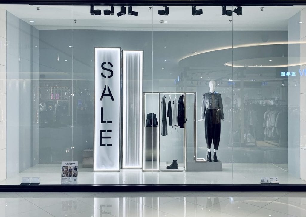 Why Hairdressers, Retailers & the Trump Campaign Are Making People Sign COVID-19 Waivers