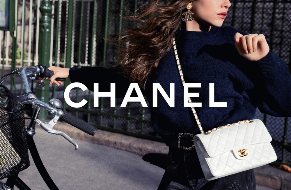 inside chanel bag