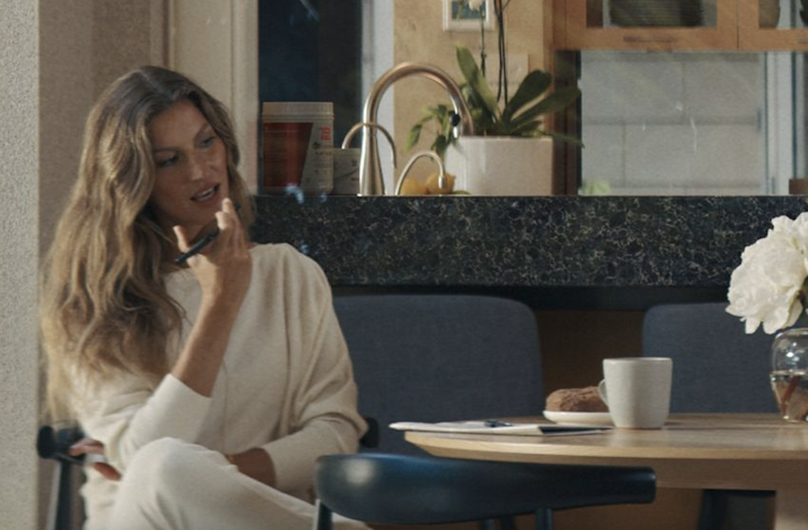 An ad for FTX featuring Gisele