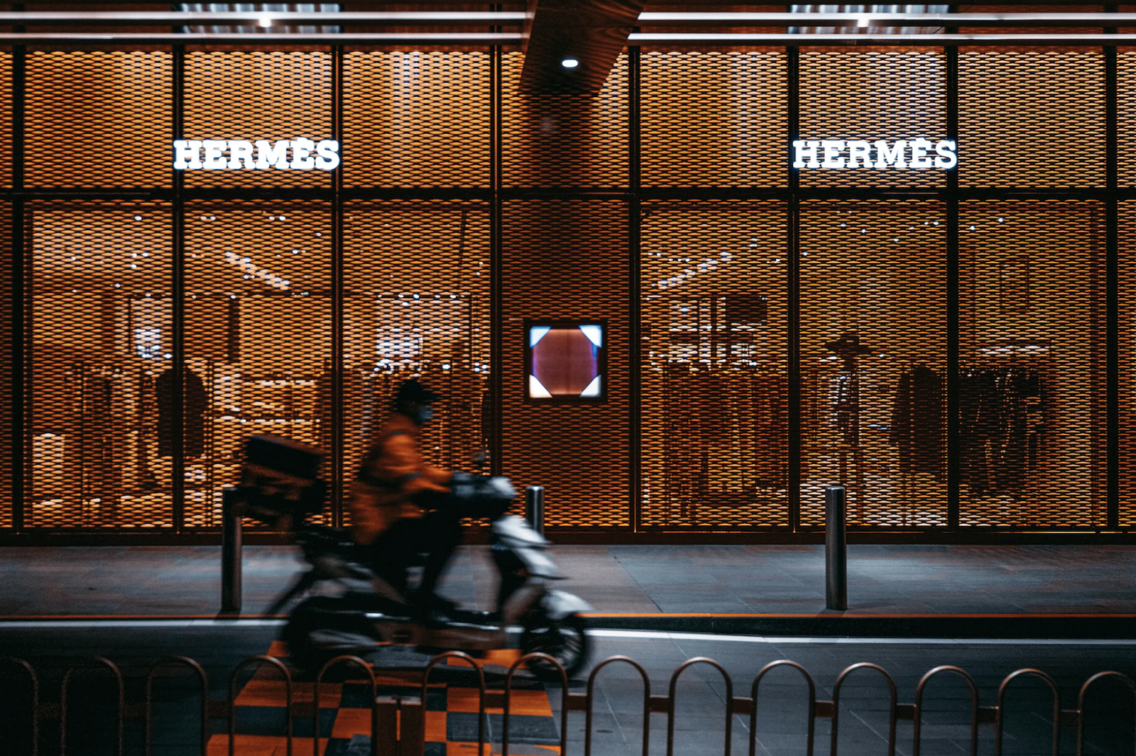 The outside of an Hermès store