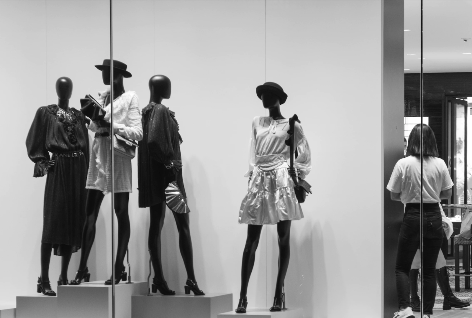 Department store window with manequins