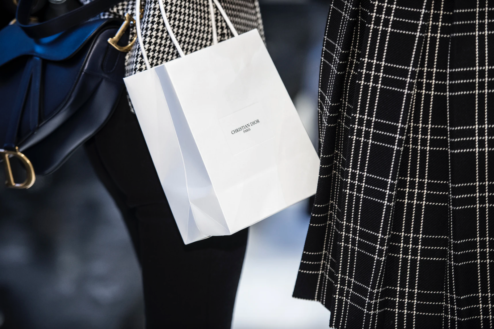 A shopping bag that says Christian Dior