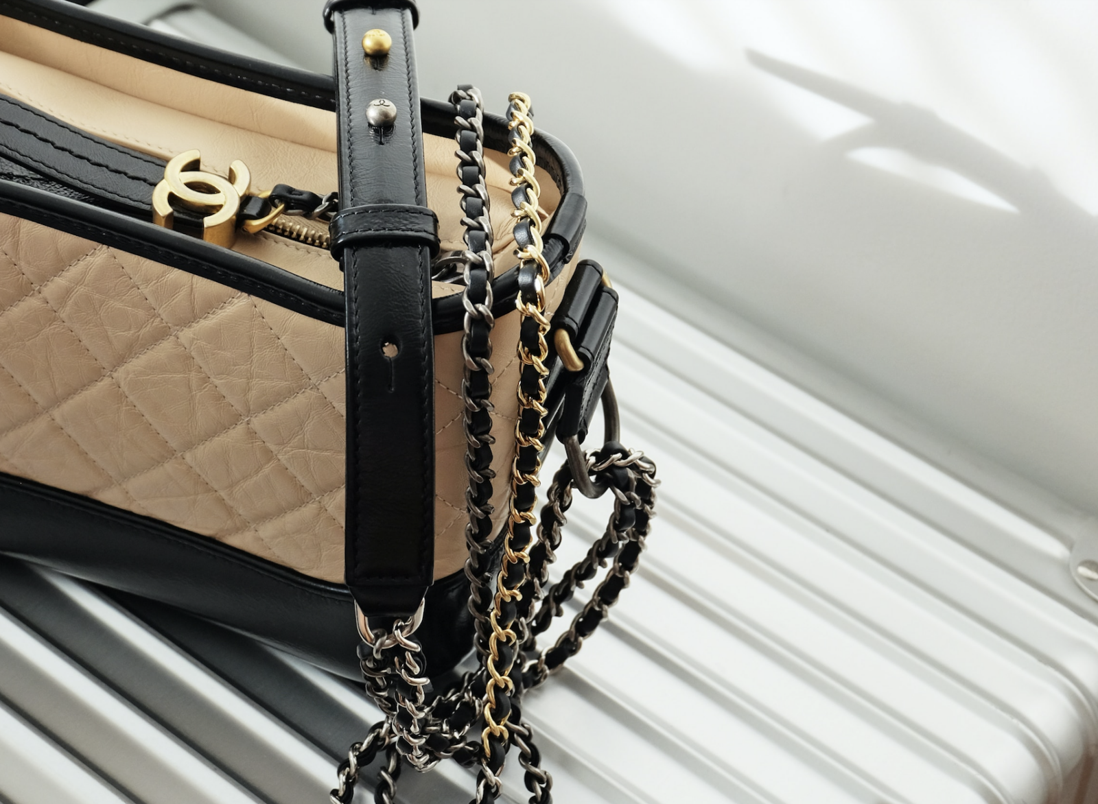 Louis Vuitton Quietly Launches E-commerce Platform in China