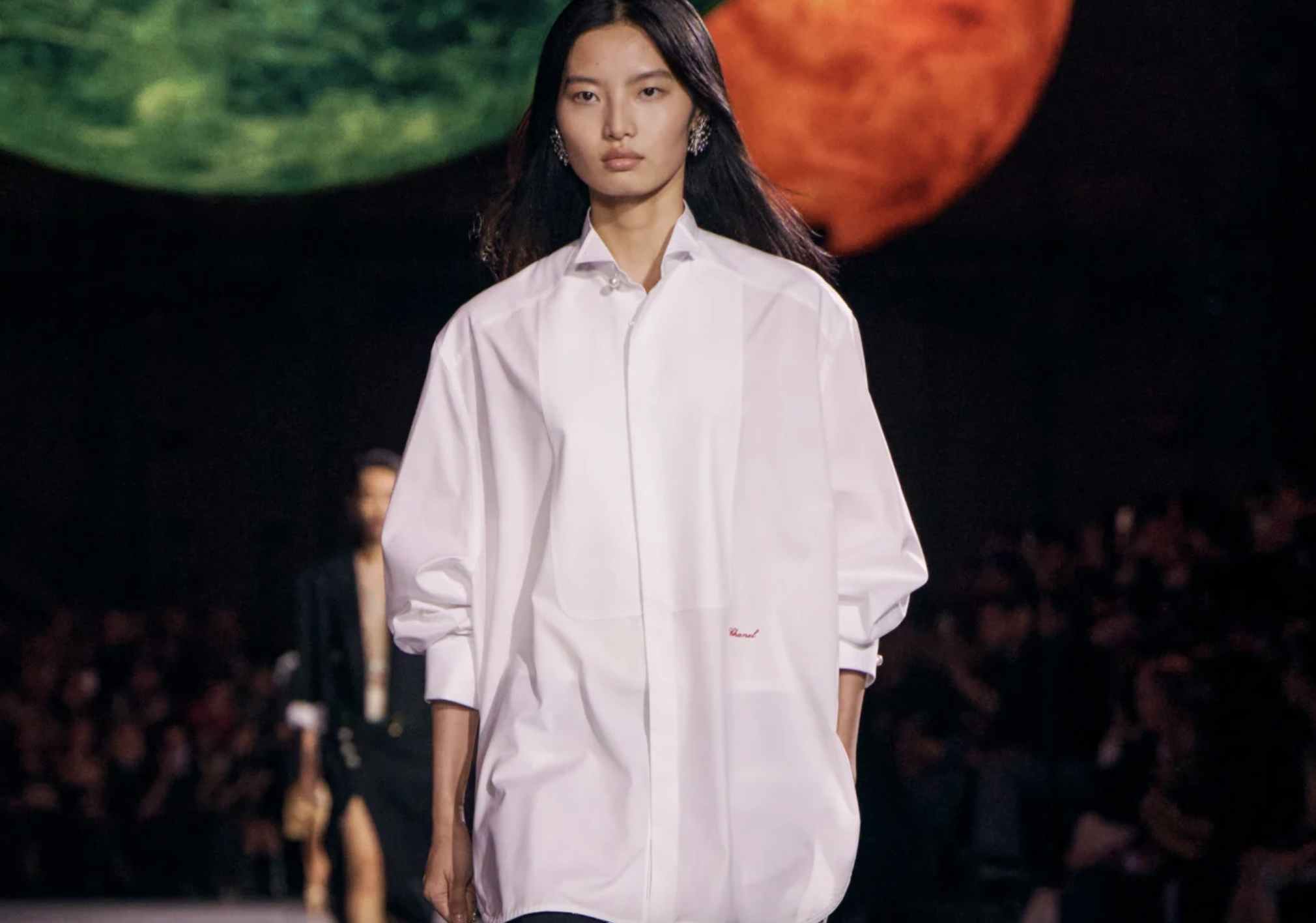 The New Luxury Signature: The Art of the Small Branding Tweak