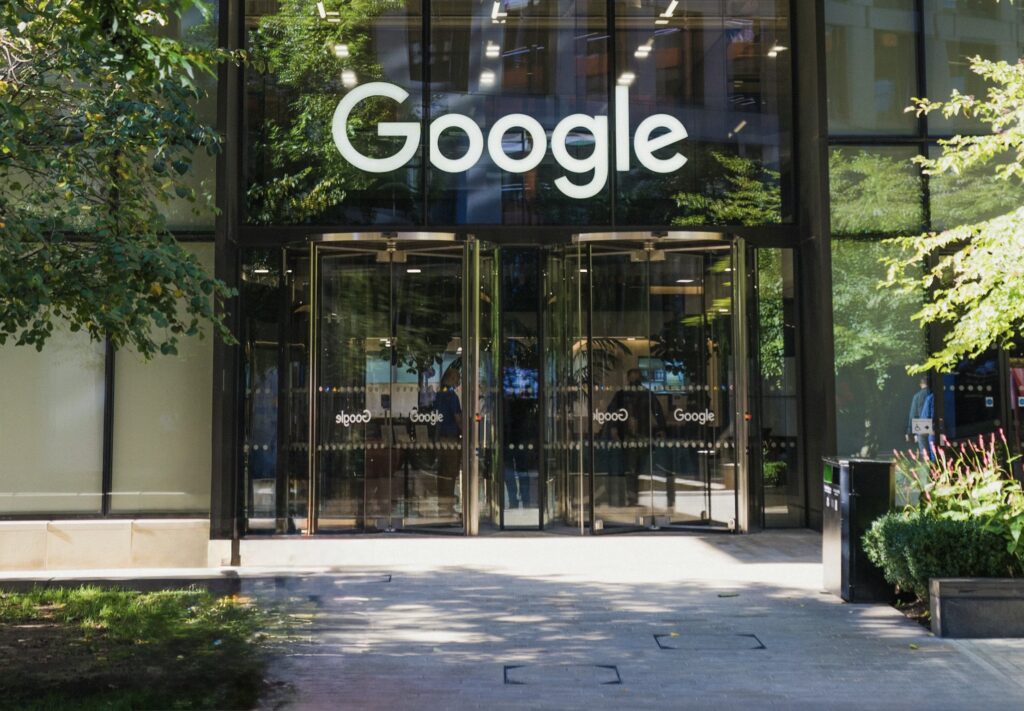 Google Says AI Overviews Aren’t Anticompetitive in Bid to Dismiss PMC Suit